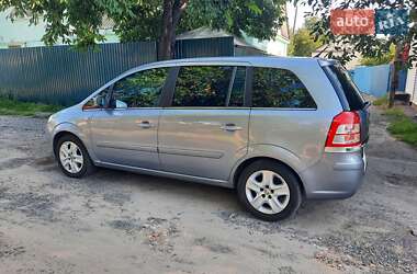 Мінівен Opel Zafira 2010 в 
