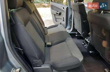Мінівен Opel Zafira 2010 в 