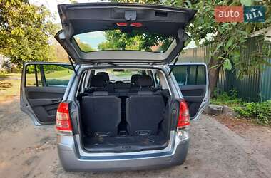 Мінівен Opel Zafira 2010 в 
