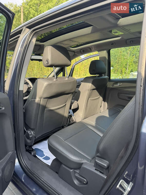 Минивэн Opel Zafira 2008 в Луцке