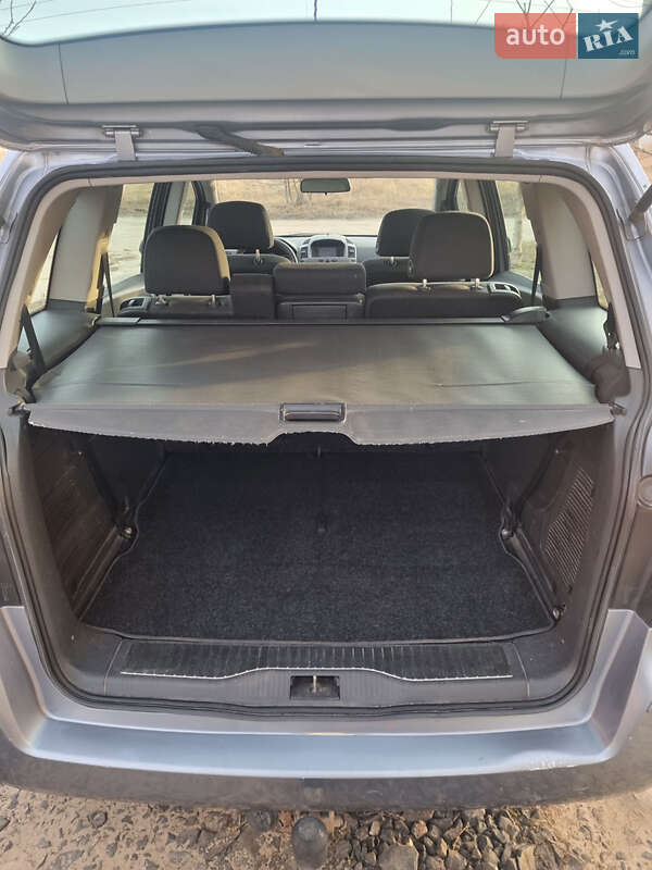Минивэн Opel Zafira 2007 в Ковеле