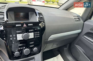 Мінівен Opel Zafira 2010 в 