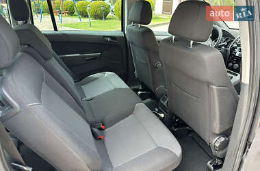 Мінівен Opel Zafira 2010 в 