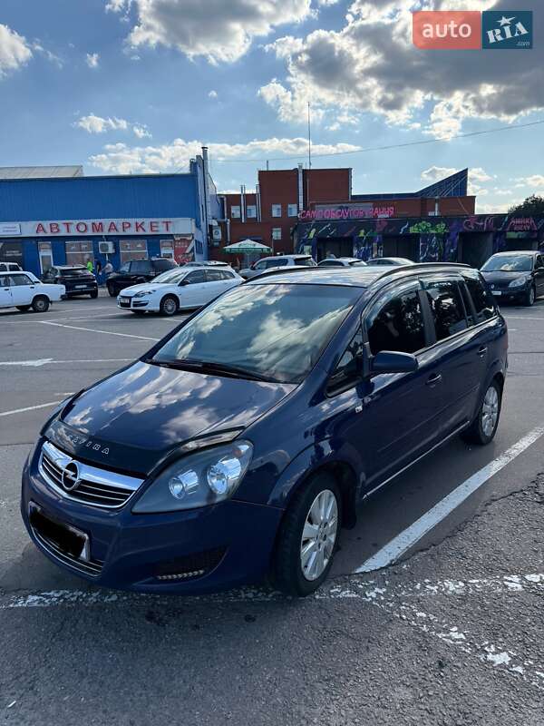 Мінівен Opel Zafira 2009 в Києві