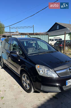 Минивэн Opel Zafira 2006 в 