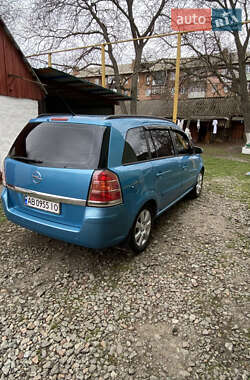Минивэн Opel Zafira 2005 в 