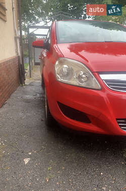 Минивэн Opel Zafira 2009 в 