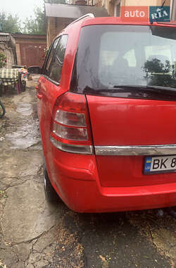 Минивэн Opel Zafira 2009 в 