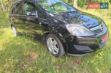 Минивэн Opel Zafira 2010 в Луцке