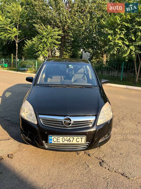 Минивэн Opel Zafira 2008 в Першотравенске