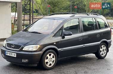 Минивэн Opel Zafira 2000 в 