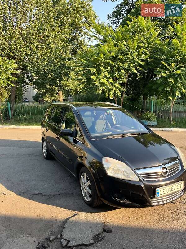 Минивэн Opel Zafira 2008 в Першотравенске