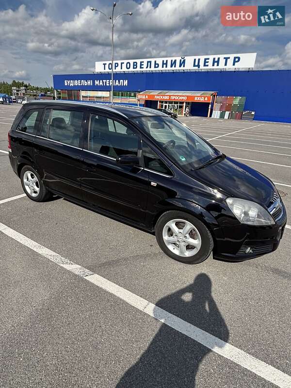 Минивэн Opel Zafira 2007 в Каменец-Подольском