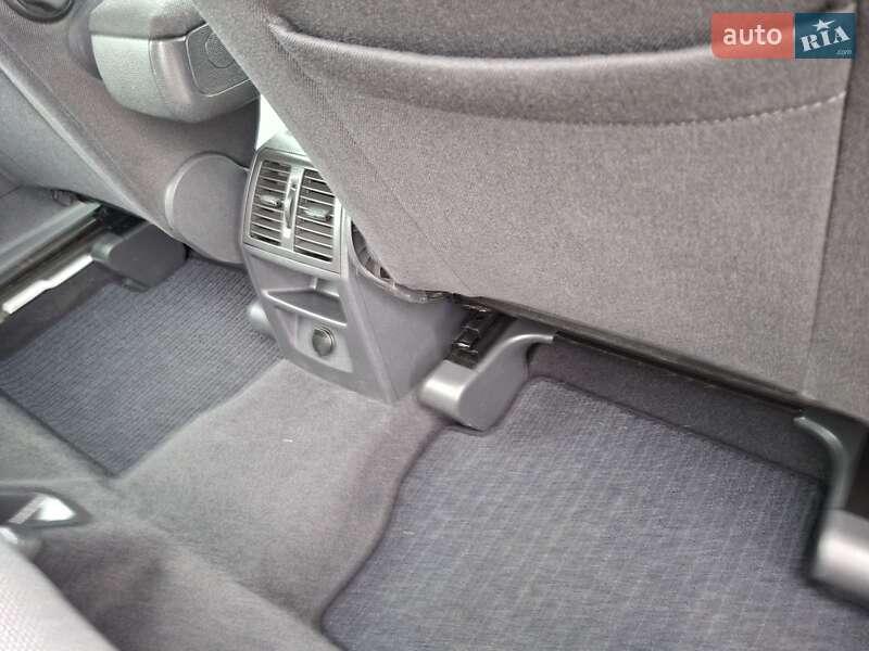 Минивэн Opel Zafira 2009 в Луцке