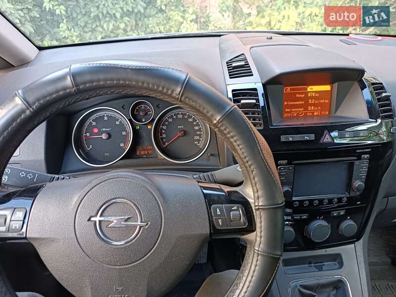 Минивэн Opel Zafira 2011 в Первомайске фото 7 Минивэн Opel Zafira 2011 в Первомайске