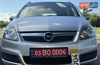 Минивэн Opel Zafira 2006 в 