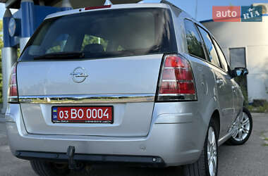 Минивэн Opel Zafira 2006 в 