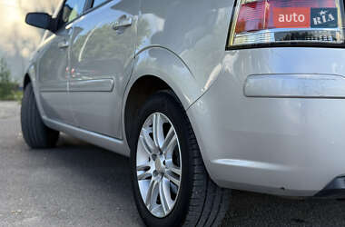 Минивэн Opel Zafira 2006 в 