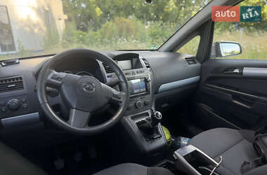 Минивэн Opel Zafira 2006 в 