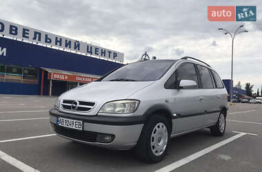 Минивэн Opel Zafira 2004 в Каменец-Подольском
