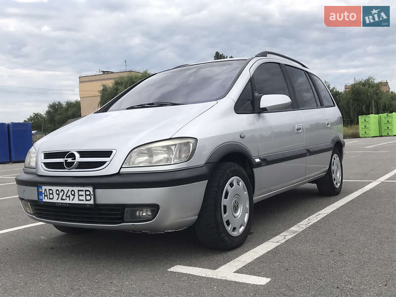 Мінівен Opel Zafira 2004 в Кам'янець-Подільському