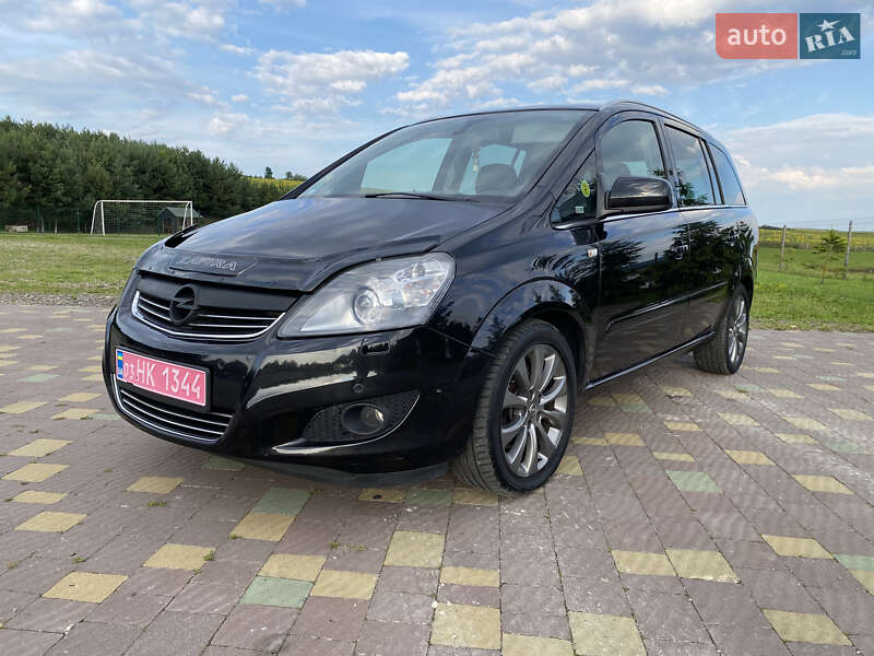 Минивэн Opel Zafira 2012 в Львове