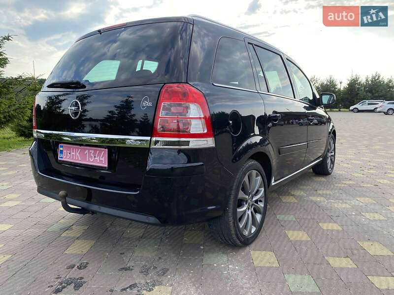 Минивэн Opel Zafira 2012 в Львове