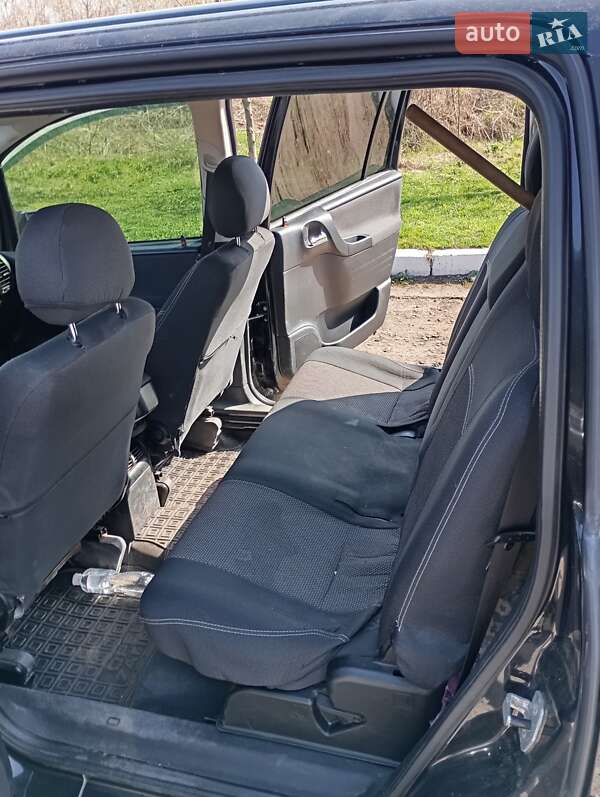 Opel Zafira 2003