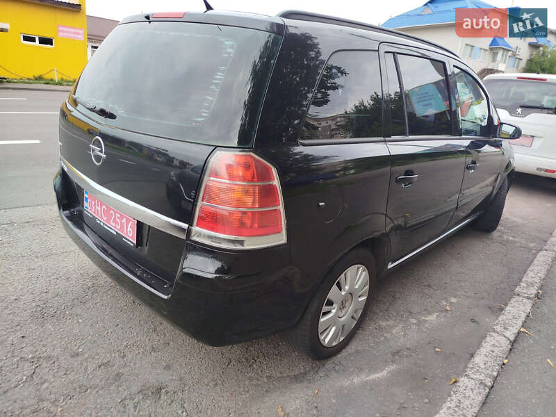 Мінівен Opel Zafira 2007 в Рівному
