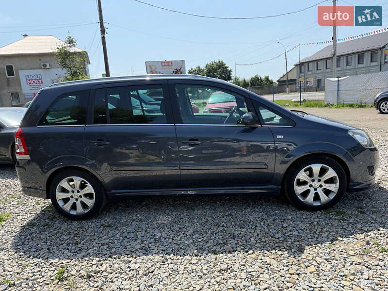 Мінівен Opel Zafira 2008 в Коломиї
