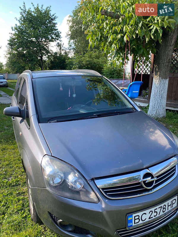 Opel Zafira 2005
