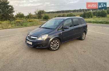 Мінівен Opel Zafira 2010 в Ромнах