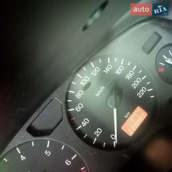 Минивэн Opel Zafira 2000 в Кропивницком