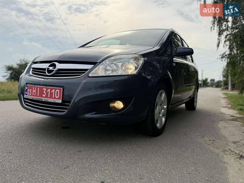 Мінівен Opel Zafira 2008 в Борисполі