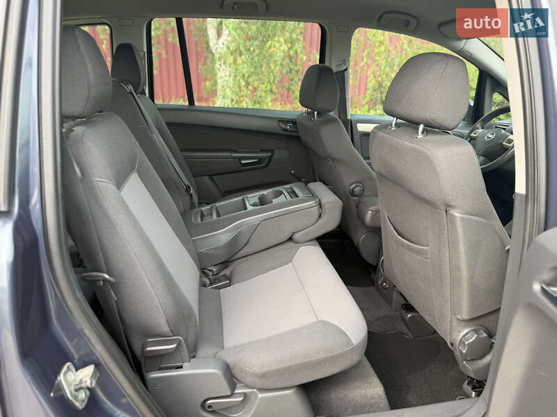 Мінівен Opel Zafira 2008 в Борисполі