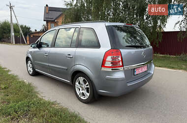 Минивэн Opel Zafira 2008 в 