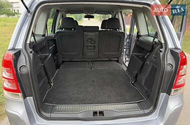 Минивэн Opel Zafira 2008 в 