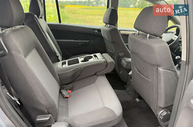 Минивэн Opel Zafira 2008 в 