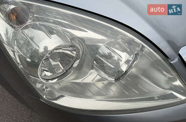 Минивэн Opel Zafira 2008 в 