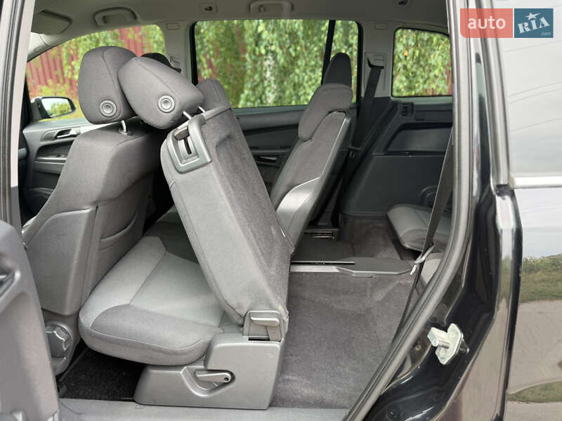 Минивэн Opel Zafira 2008 в Борисполе
