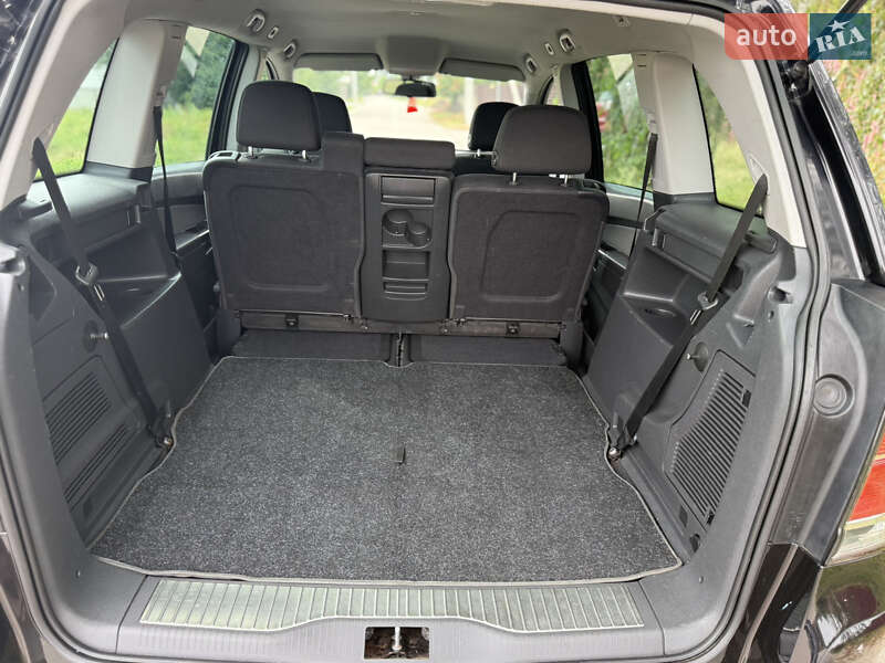Минивэн Opel Zafira 2008 в Борисполе