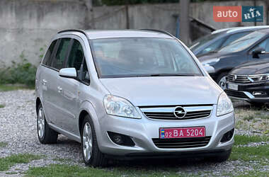 Минивэн Opel Zafira 2008 в Виннице