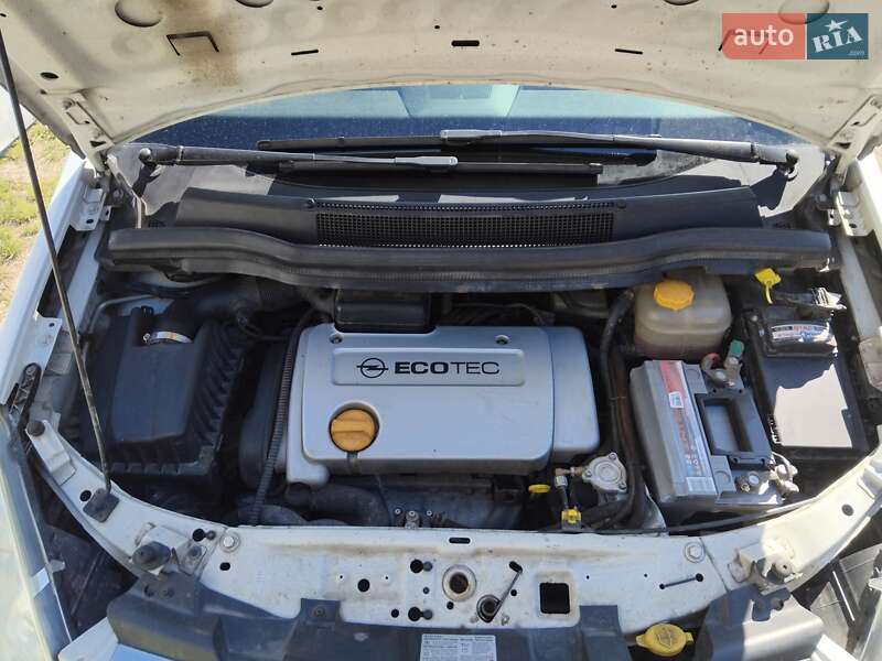 Мінівен Opel Zafira 2009 в Чернігові фото 6 Мінівен Opel Zafira 2009 в Чернігові