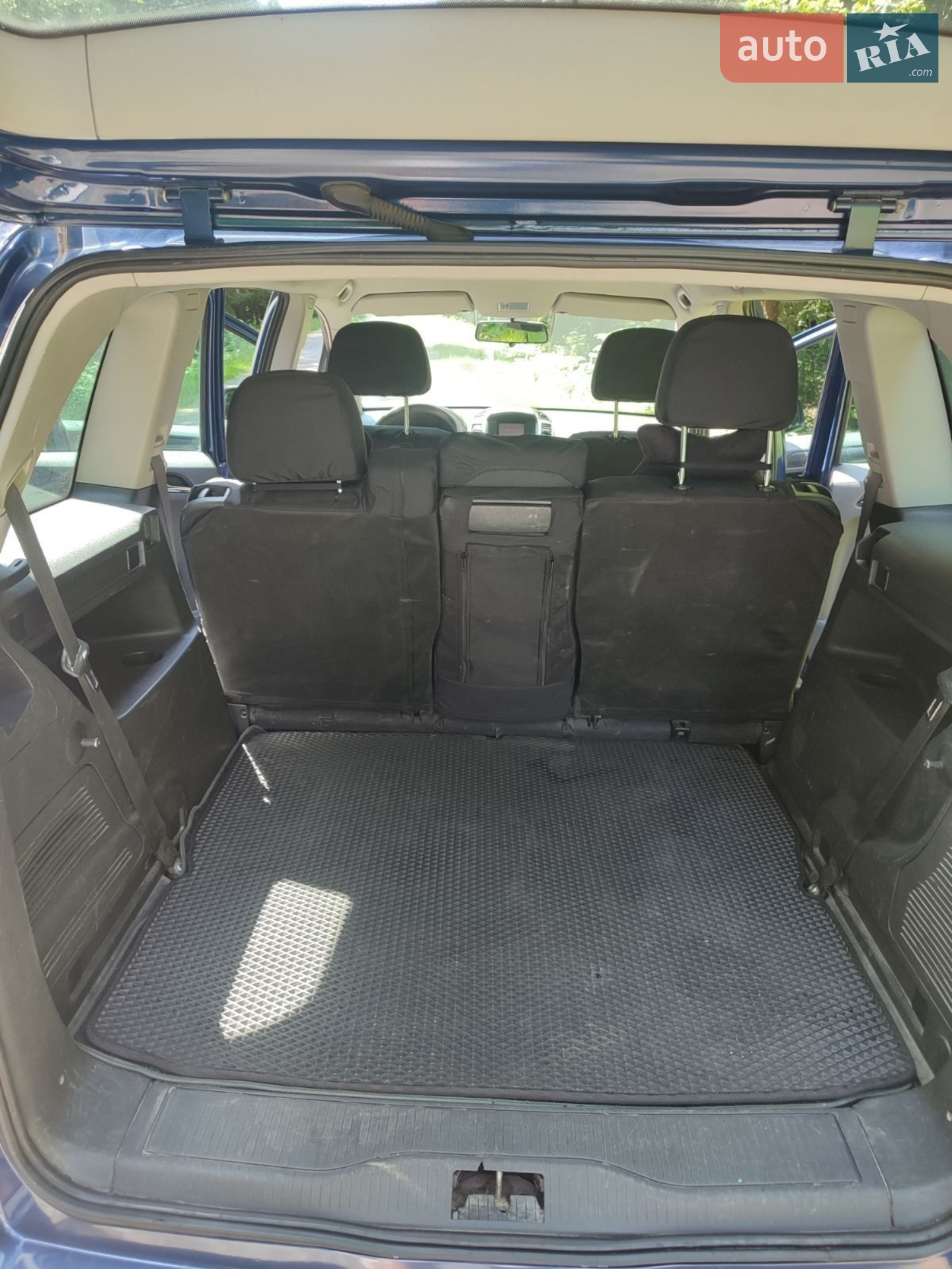 2010 Opel Zafira - мініатюра 2