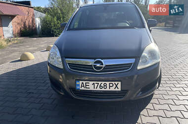 Минивэн Opel Zafira 2009 в Кривом Роге