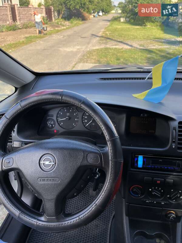 Минивэн Opel Zafira 2002 в Чернигове фото 10 Минивэн Opel Zafira 2002 в Чернигове