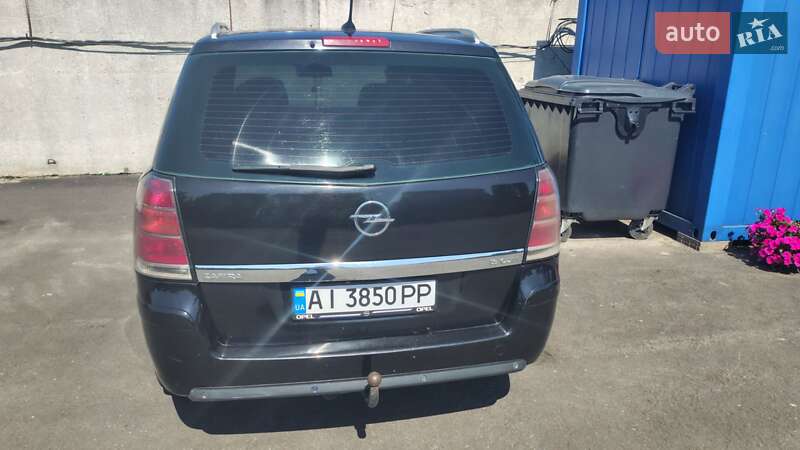Минивэн Opel Zafira 2006 в Броварах