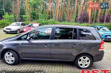 Минивэн Opel Zafira 2009 в 