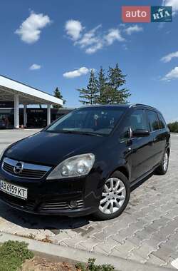 Мінівен Opel Zafira 2005 в Тульчині