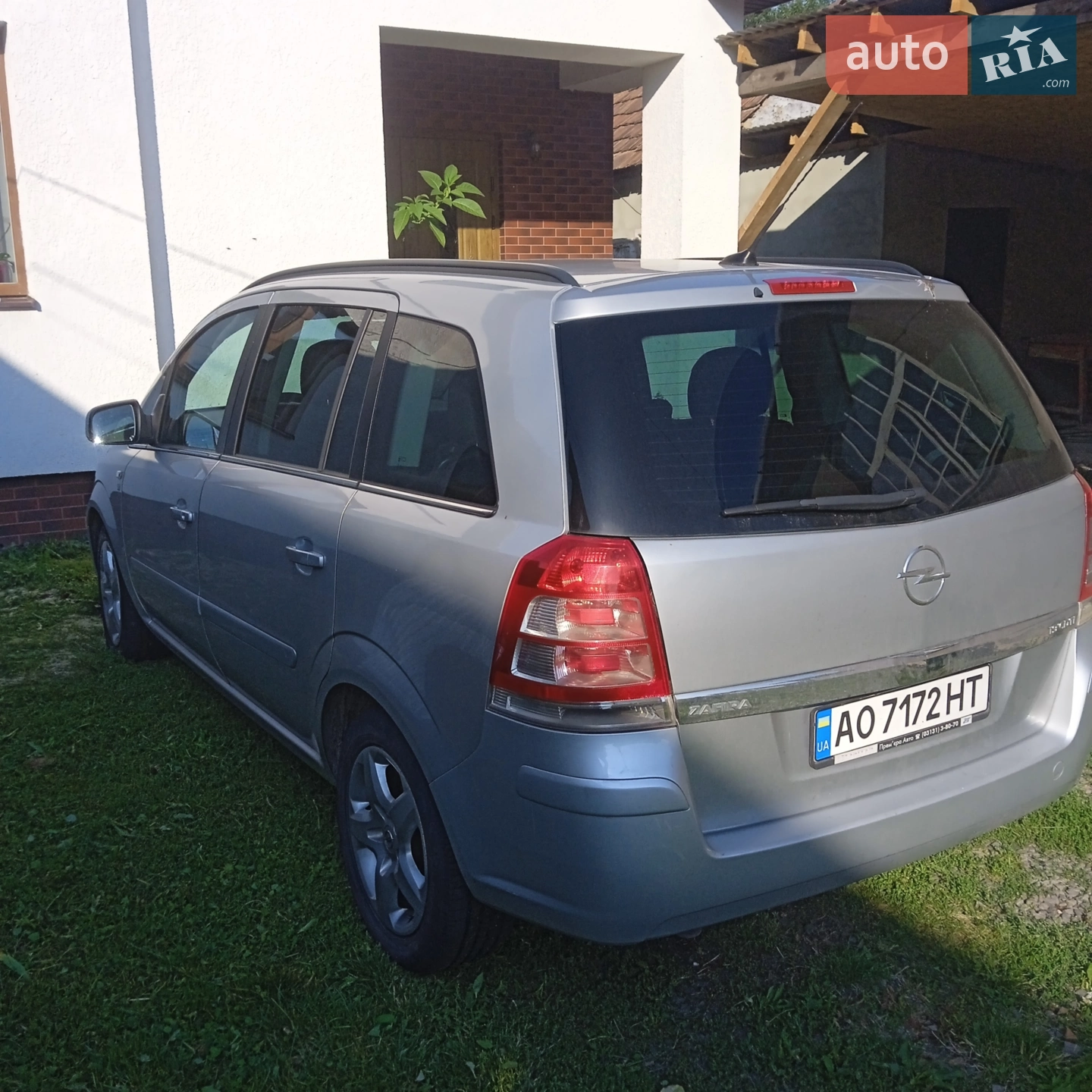 2010 Opel Zafira - мініатюра 2
